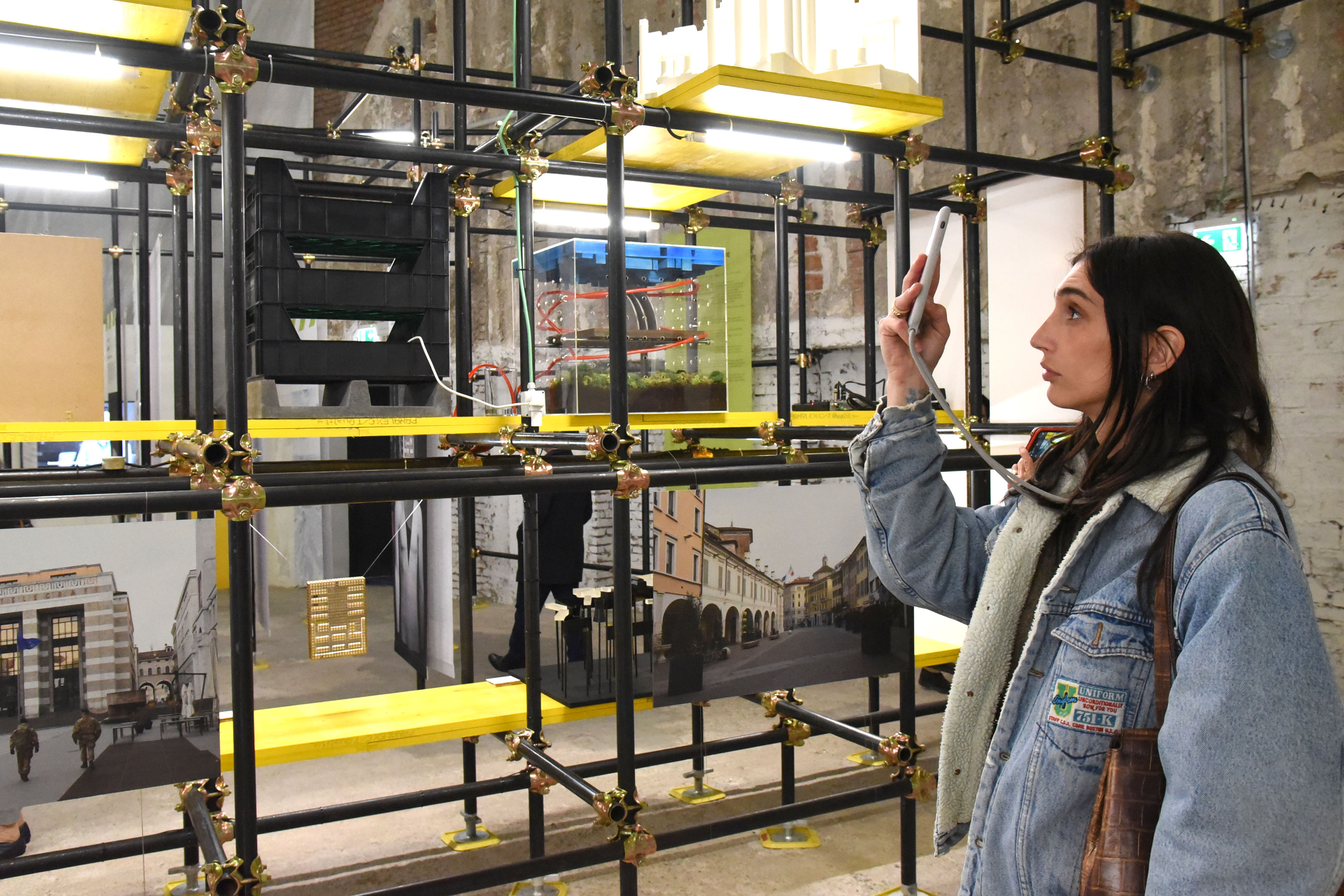 /una%20sezione%20della%20mostra