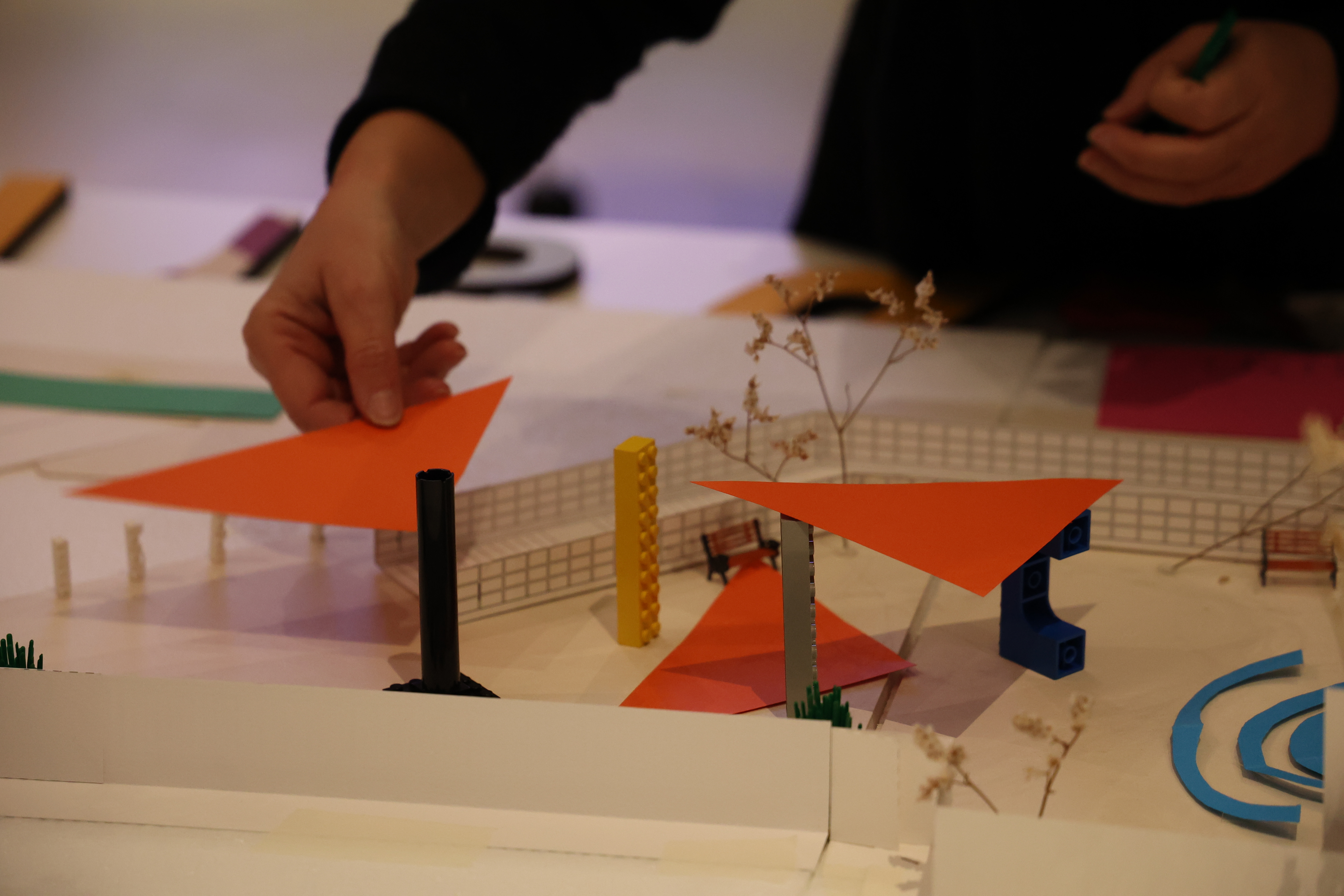 /foto%20di%20un%20laboratorio%20di%20progetto%20-%20Viale%20Piave%2C%2030/11/23