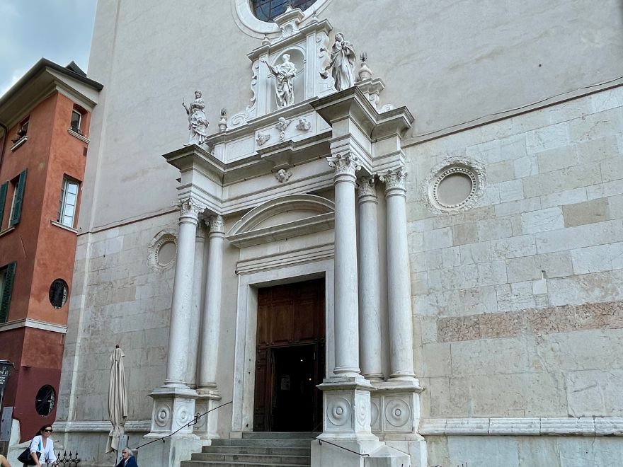 /Chiesa%20di%20Sant%27Agata%2001