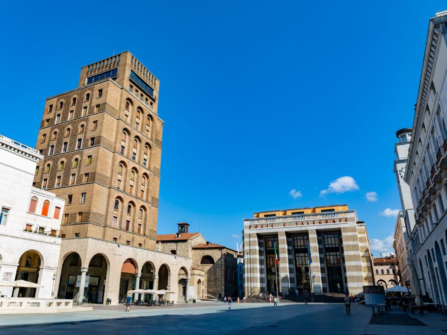 /Palazzo%20della%20Vittoria%2006