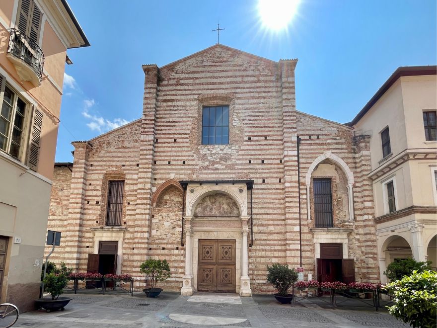 /Chiesa%20di%20San%20Giovanni%2001